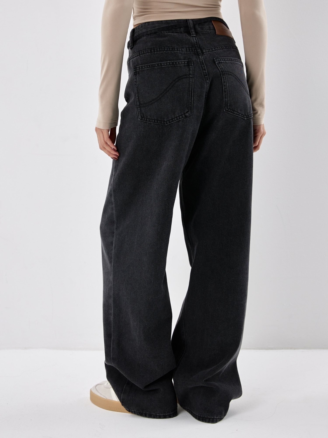 Джинсы LOOSE FIT